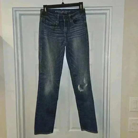 American Eagle Outfitters Womens Straight Super Stretch Distressed Jeans Size 2 - Picture 2 of 11